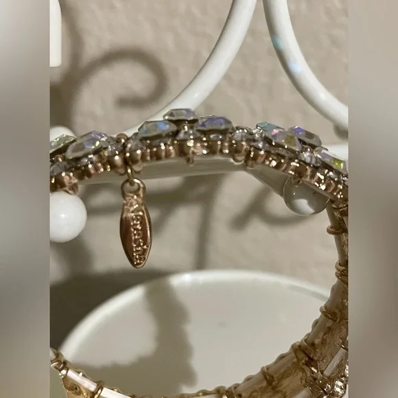 Natasha Couture Bracelet Natasha Iridescent Bracelet 🆕 💎 Natasha Bracelet 💎 - Picture 7 of 9